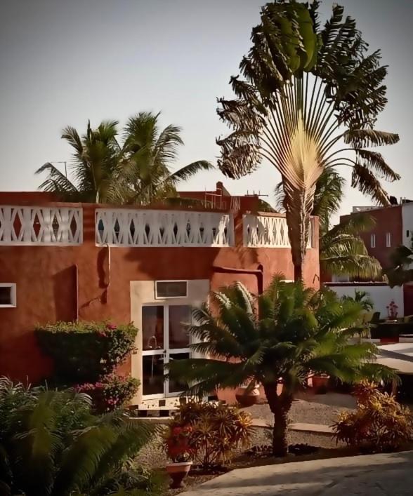 Hotel Takana Ngaparou Esterno foto